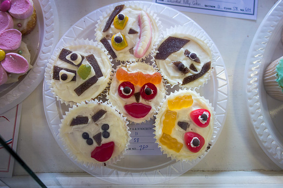 Face cakes