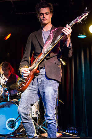 Lightning bolt bass - Luke Lightenberg