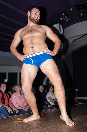 Mr Beef contest 2013 - Dance off - Sam vs Gage