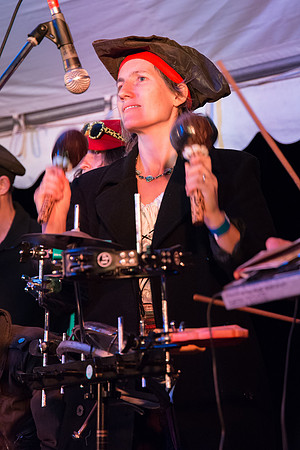 Unusual Suspects band - 6 - castanets