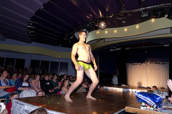 Mr Beef contest 2011