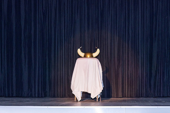 Mr Beef 2012 - Mr Beef's crown of horns