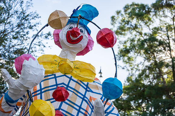 Clown by day