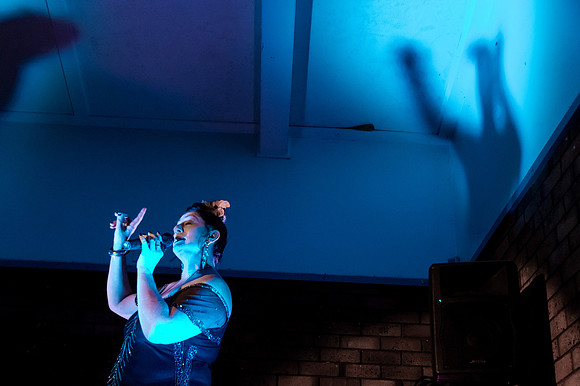 Shadow song - Dee Dee Lavell