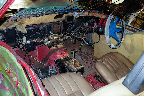 Singhs 100 interior