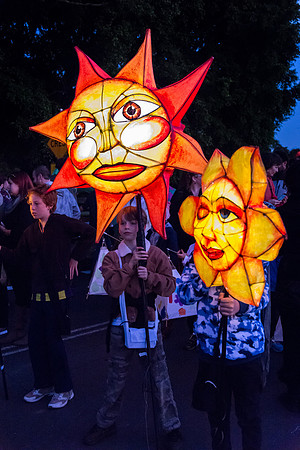 Sun mask lanterns